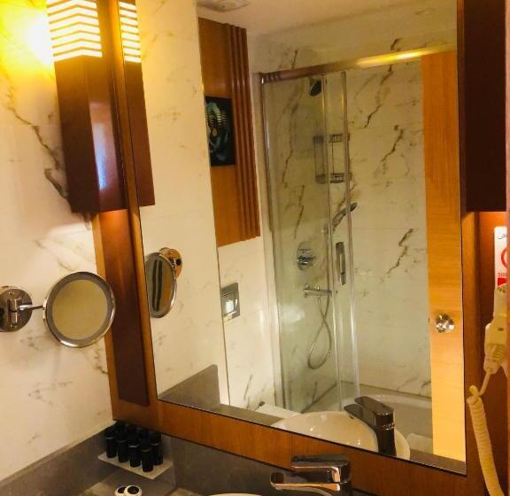 اتاق استاندارد, Maywood