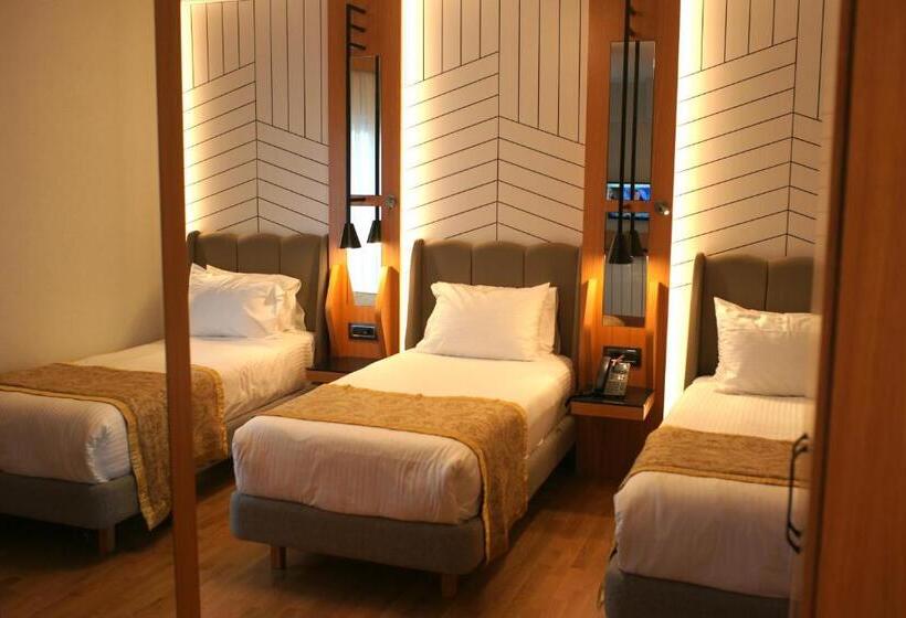 اتاق استاندارد سه نفره, Maywood