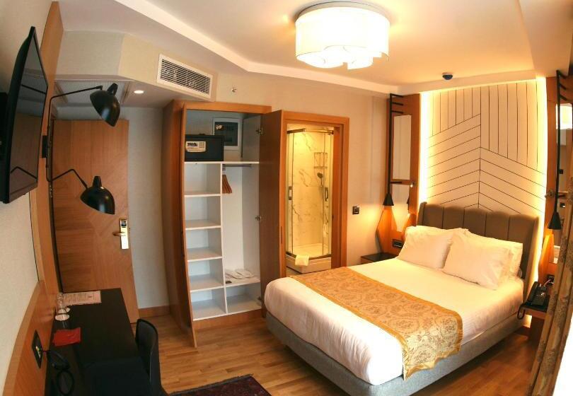 اتاق استاندارد یک نفره, Maywood