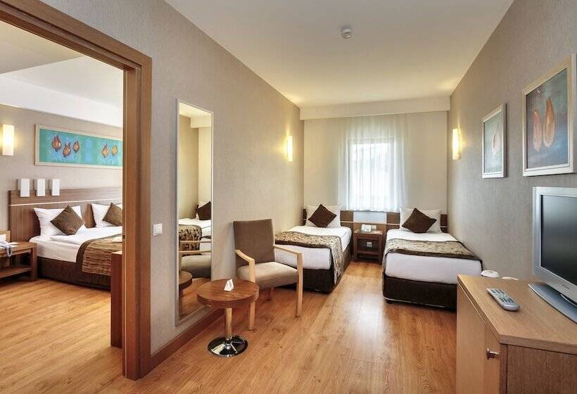 家庭间, Sunis Kumköy Beach Resort Hotel & Spa
