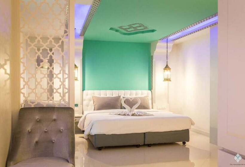 اتاق خانوادگی, The Verandah   Sha Extra Plus