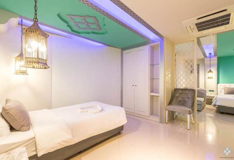 اتاق خانوادگی, The Verandah   Sha Extra Plus