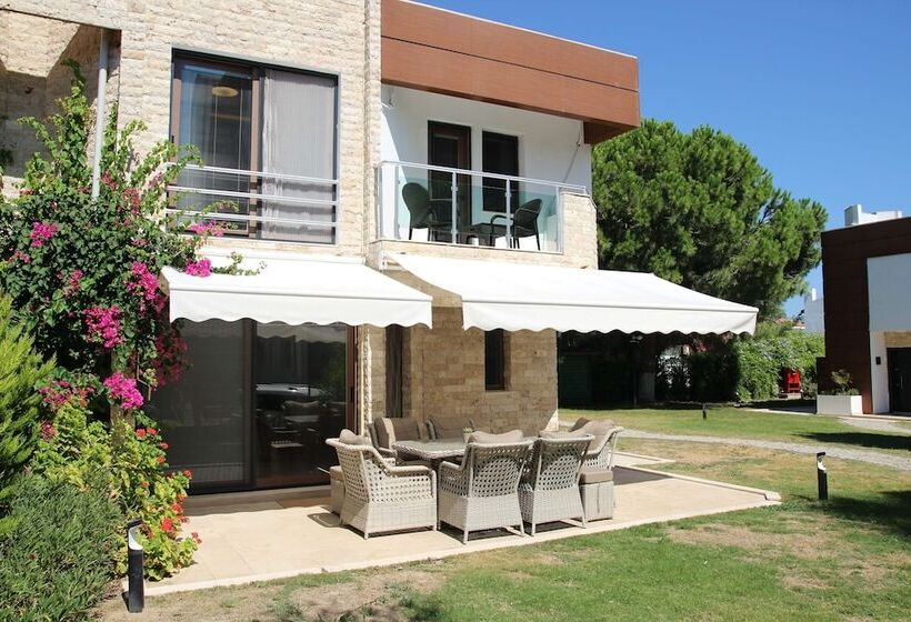 Номер Дюплекс, Radisson Blu Resort & Spa Cesme