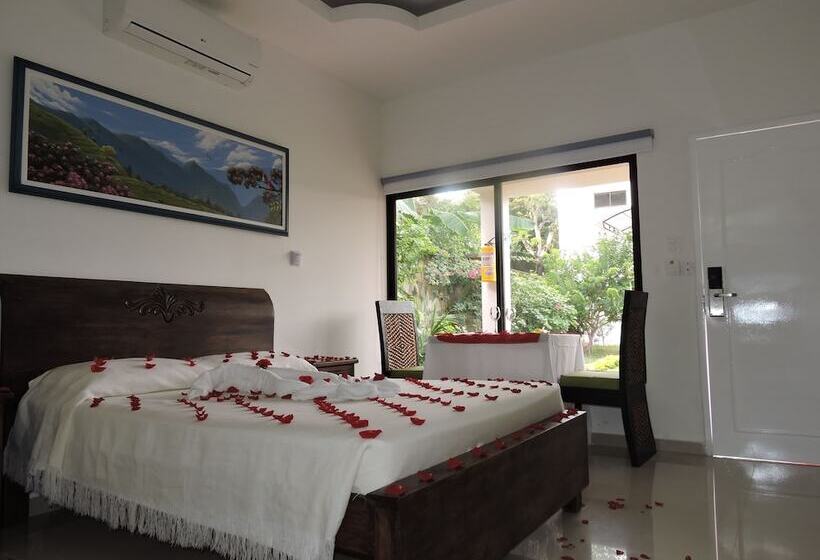 اتاق استاندارد سه نفره, Melgar Villa Valeria Boutique