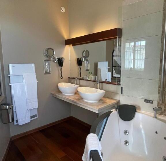 ハイドロマッサージバス付きスイート, Chambre D Hôtes Hôte Des Portes île De Ré
