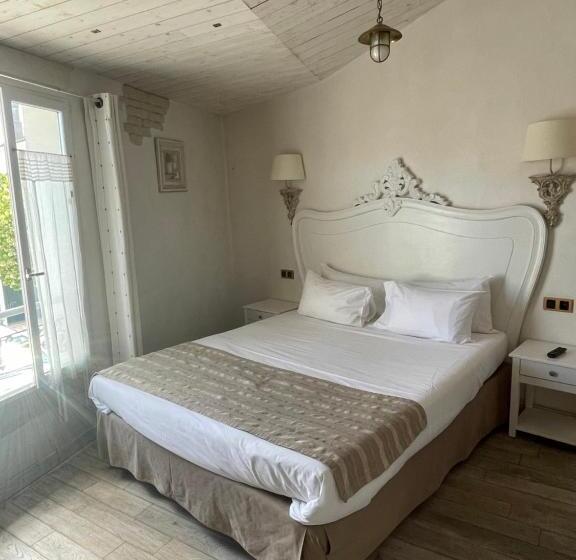 ベーシックルーム, Chambre D Hôtes Hôte Des Portes île De Ré