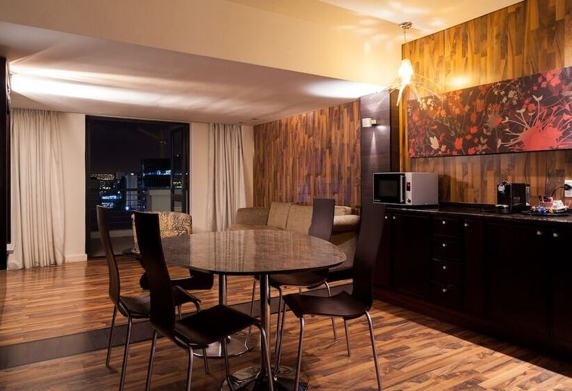 Люкс 2 Спальни, Colosseum Luxury
