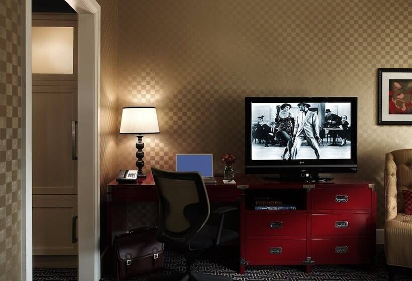 스탠다드 룸, Kimpton Hotel Monaco Baltimore Inner Harbor, An Ihg