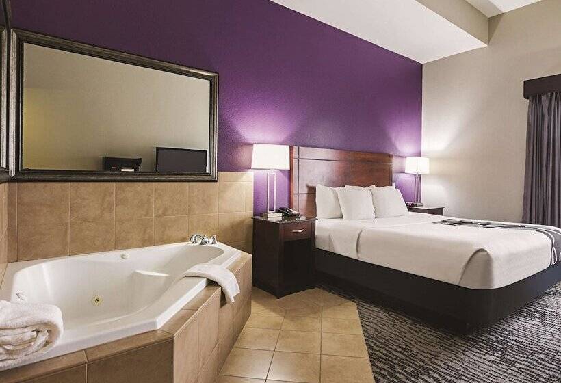 Люкс Повышенной Комфортности, La Quinta By Wyndham Fresno Northwest