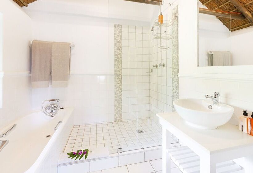 Номер Стандарт, Sandals Guest House