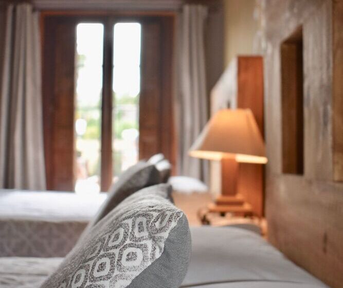 اتاق استاندارد با 2 تخت دوبل, Ana Catalina & Suites