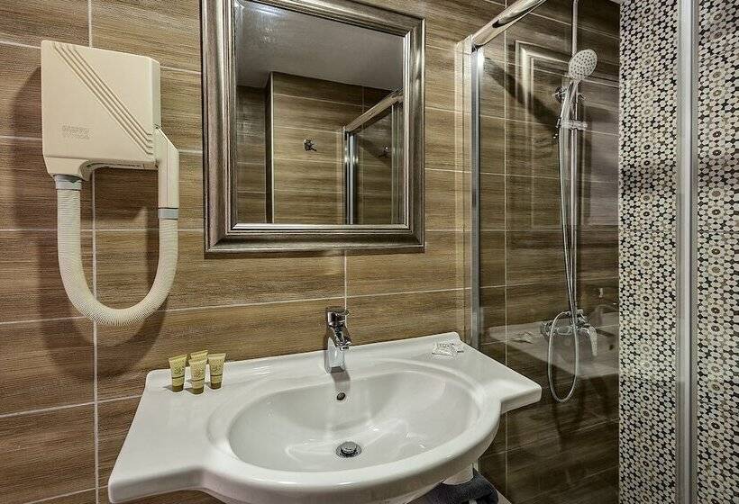 Apartamento 2 Quartos com Varanda, Elina Hotel Apartments