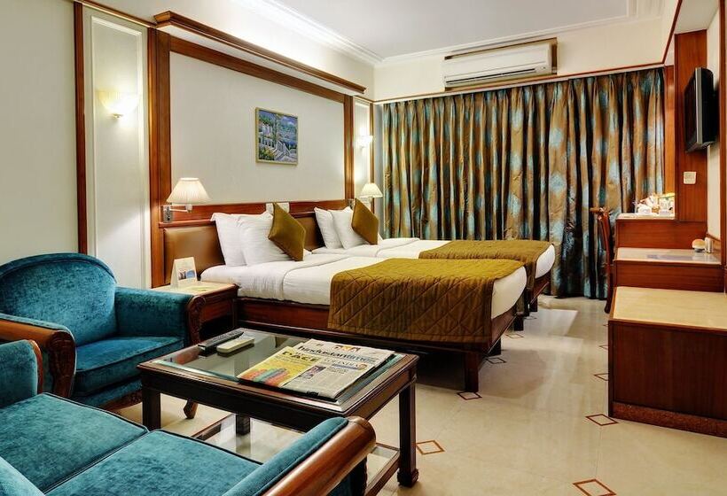 اتاق لوکس, Regal Enclave