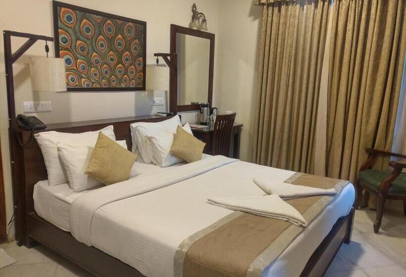 豪华房间, Tripli Hotels Shambhu Villas