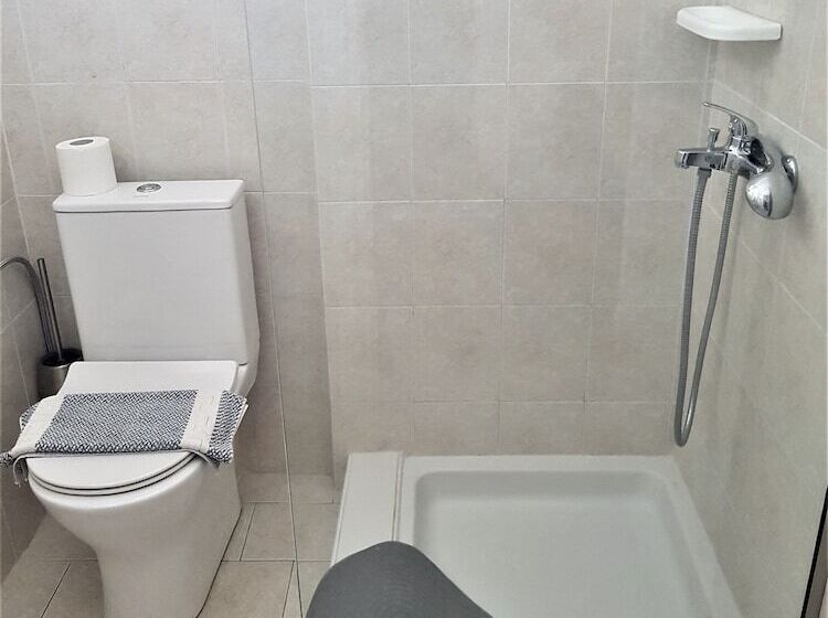 Трехместный Номер Стандарт Вид на Бассейн, Stars Hotel   Adults Only