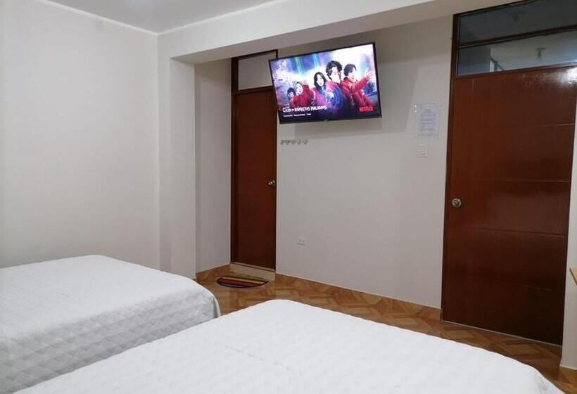 اتاق استاندارد سه نفره, Hostal Terraoro