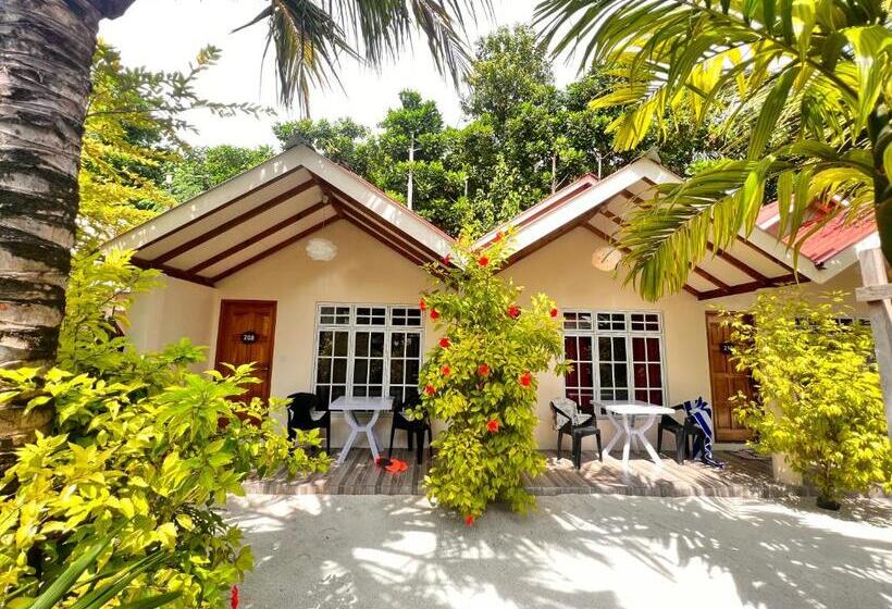 اتاق استاندارد با چشم‌انداز باغ, Manta Stay Thoddoo, Maldives