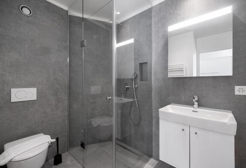 استودیوی استاندارد, The Studios Montreux   Swiss Hotel Apartments