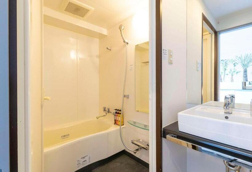 اتاق استاندارد, Comfort Inn Naha Tomari Port