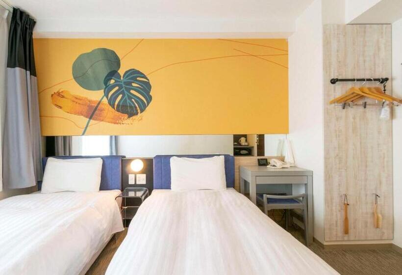 اتاق اکونومی, Comfort Inn Naha Tomari Port