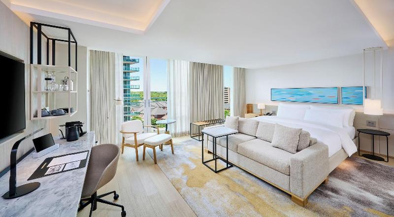 스탠다드 스튜디오 킹침대, The Pearle Hotel & Spa, Autograph Collection