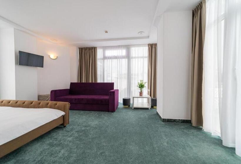 استودیو لوکس با چشم‌انداز دریا, Avenue Palm On The Beach   Avenue Hotels