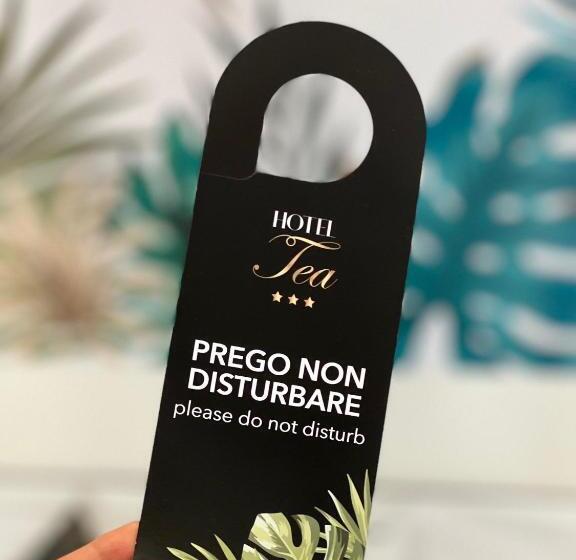 اتاق استاندارد چهارنفره با بالکن, Tea  Praia A Mare