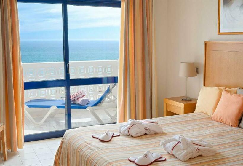 Апартаменты Deluxe 2 Спальни Вид на Море, Grand Muthu Oura View Beach Club