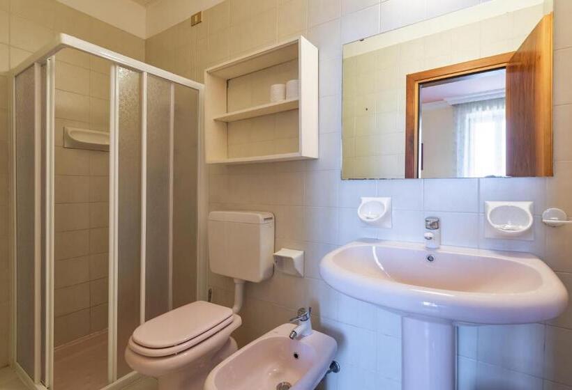 Номер Стандарт Индивидуальный, Park Hotel Jolanda