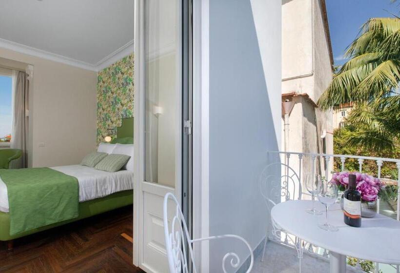 Номер Deluxe, Relais Villa Savarese