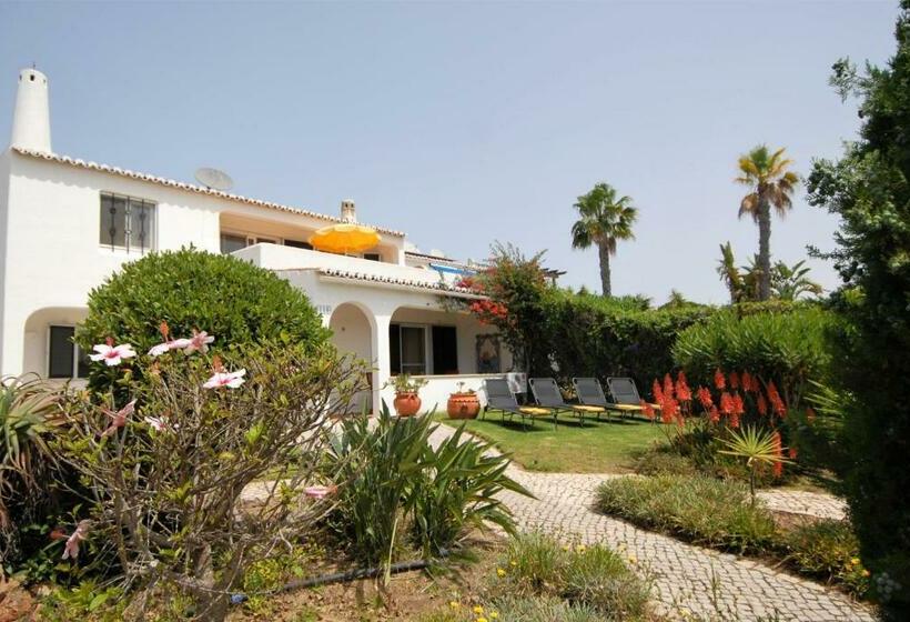 标准平房, Quinta Do Paraiso  Al