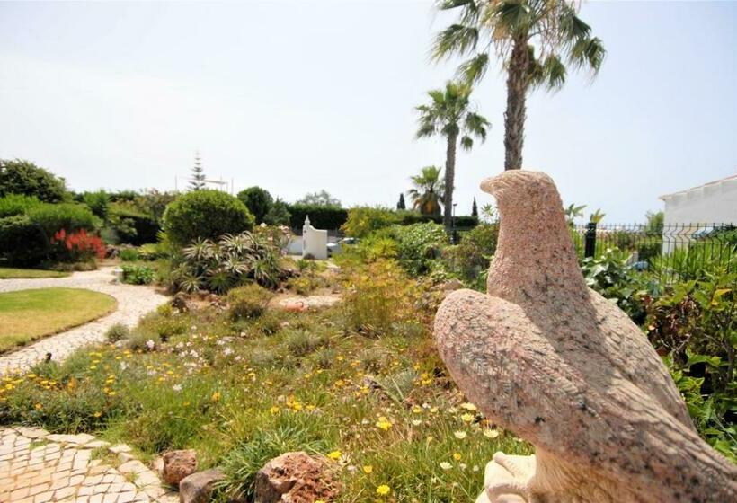 标准平房, Quinta Do Paraiso  Al