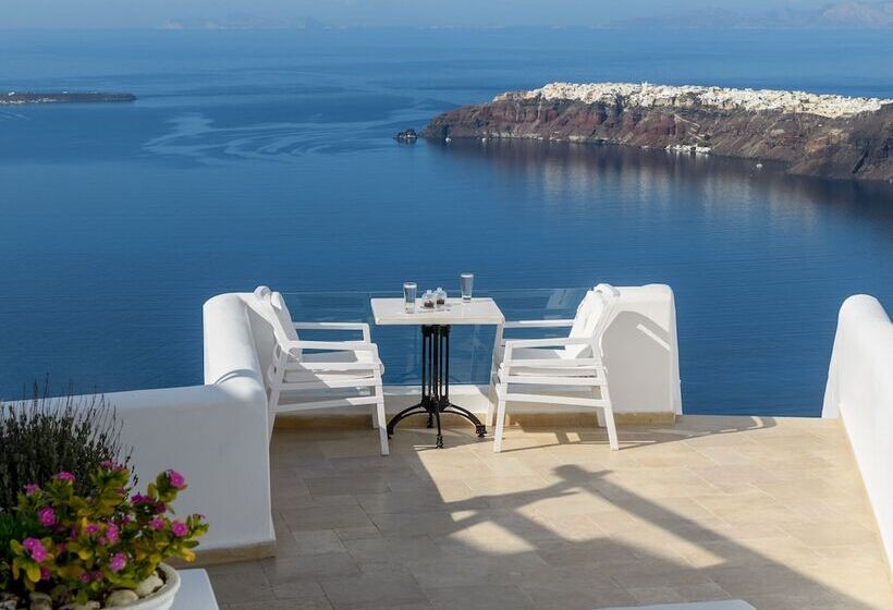 سوییت, Above Blue Suites