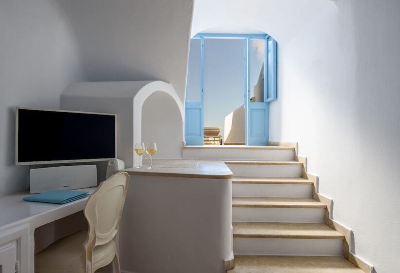 سوییت, Above Blue Suites