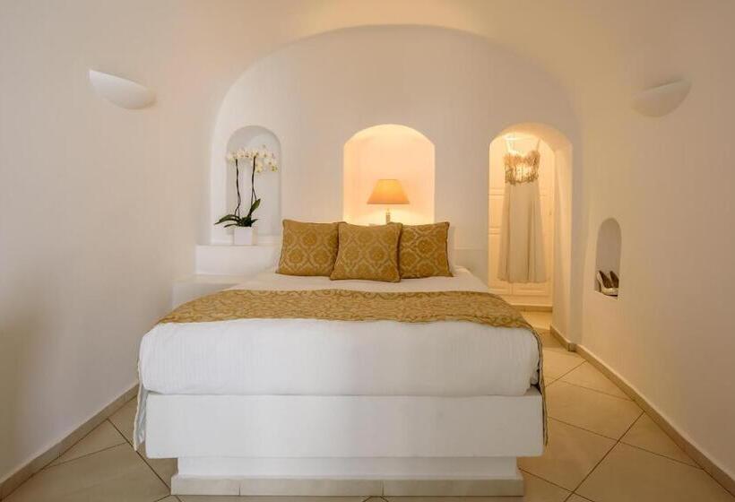 ویلای 1 خوابه, Above Blue Suites