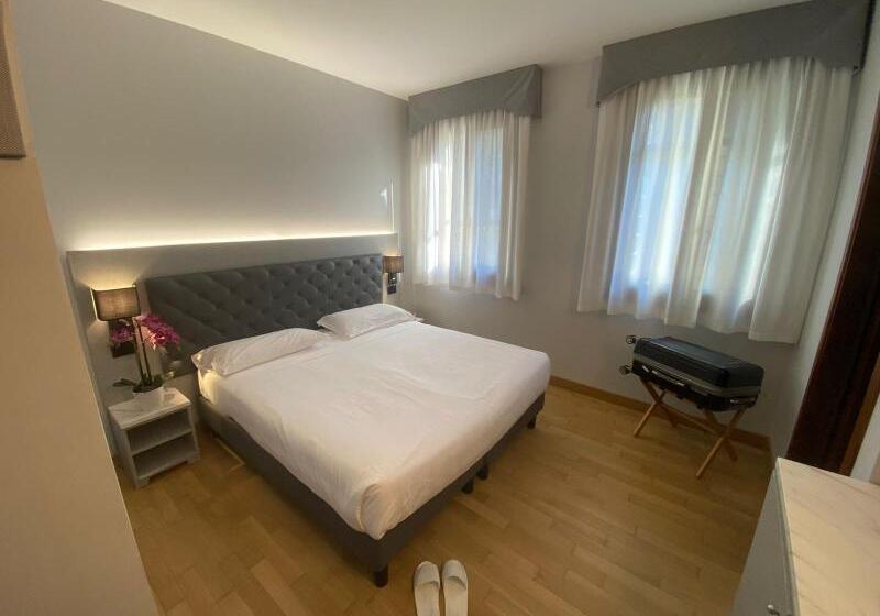 Номер Стандарт Трехместный, Park Hotel Villa Giustinian