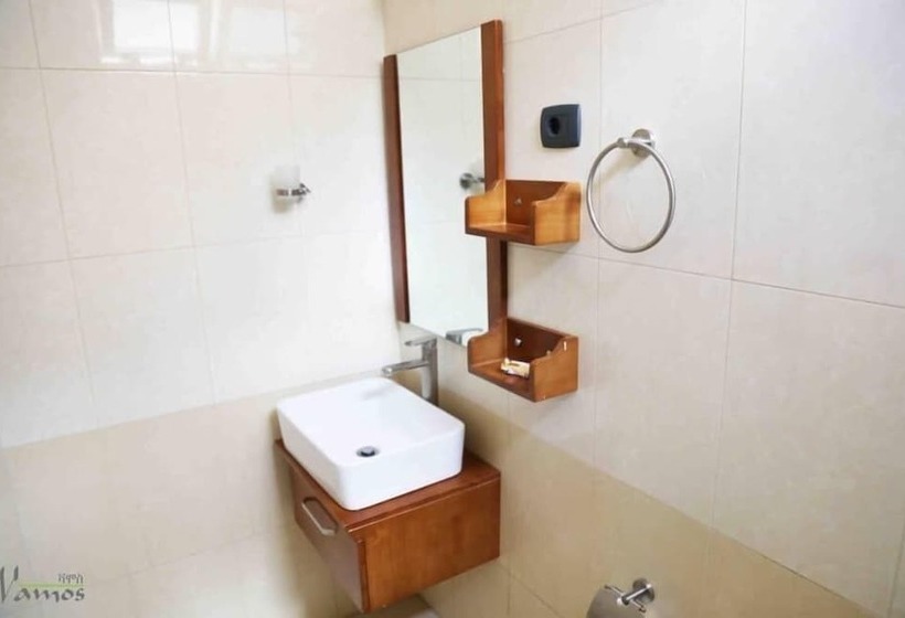 اتاق استاندارد, Vamos Guest House