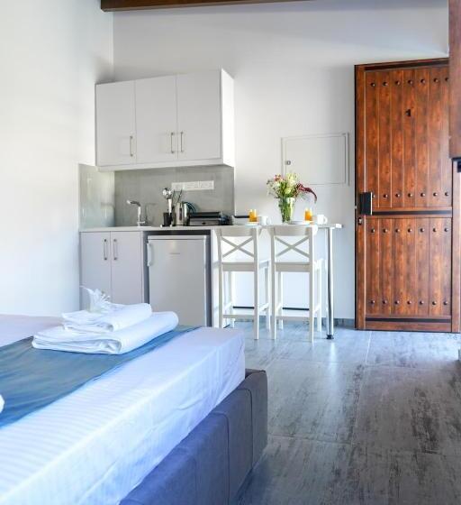 带1个卧室带泳池的公寓, Kamaroporta Luxury Apartments