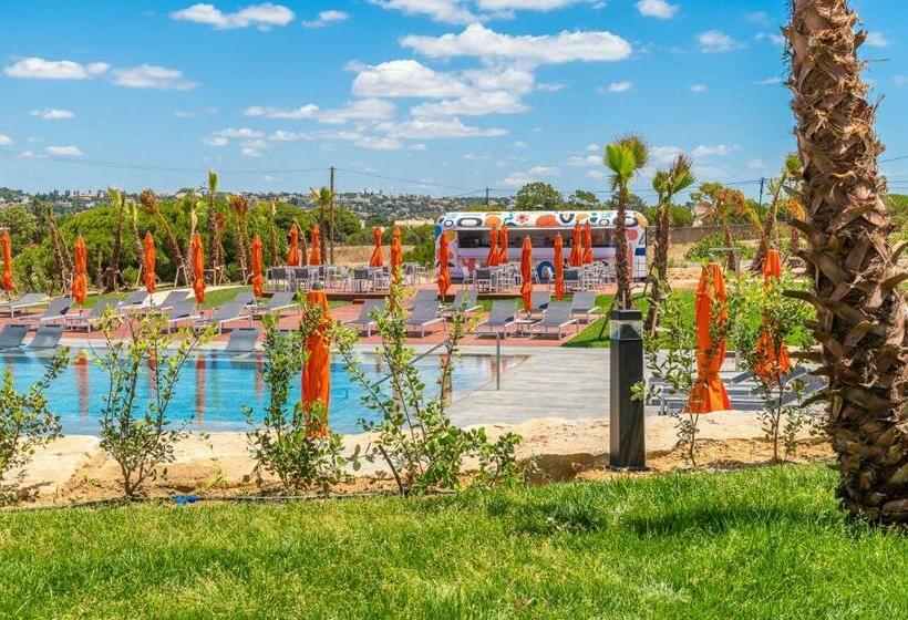 اتاق سوپریور با چشمانداز استخر, Regency Salgados Hotel & Spa