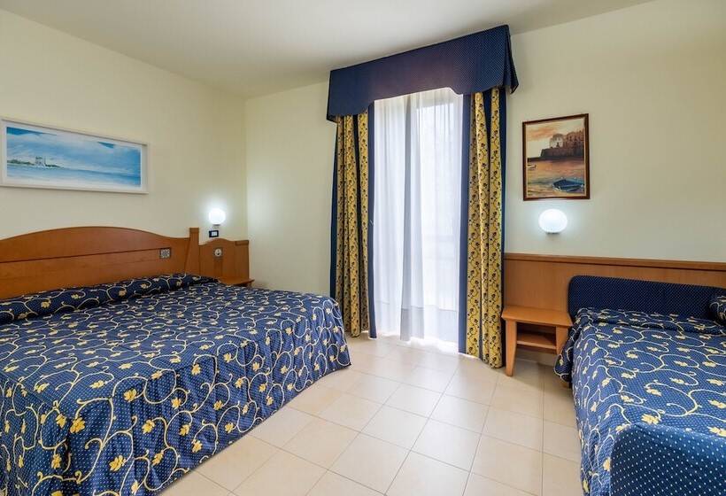 اتاق استاندارد چهار تخته, Blu Salento Village