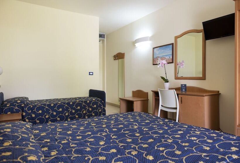اتاق استاندارد چهار تخته, Blu Salento Village