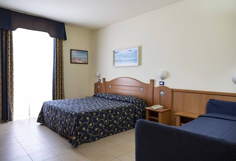 اتاق استاندارد چهار تخته, Blu Salento Village