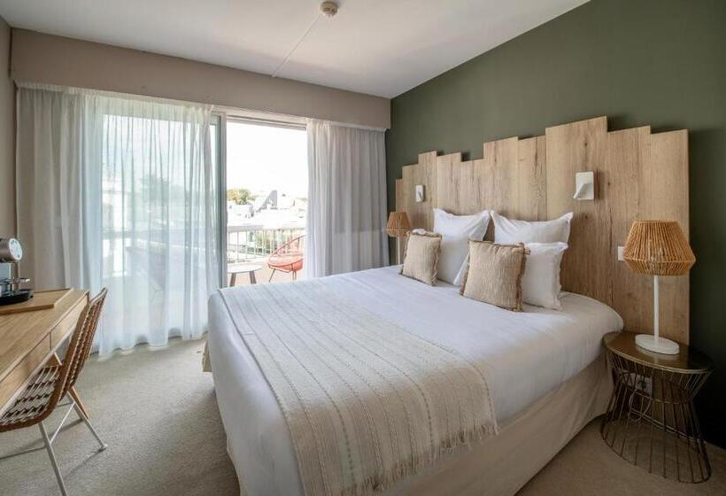 اتاق استاندارد با تراس, Hôtel Bo & Mia