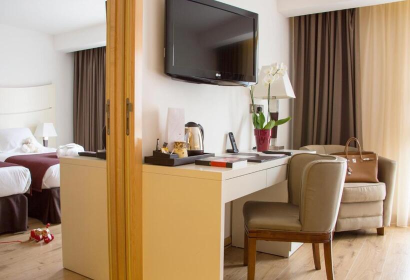 Family Connecting Room, Montaigne & Spa