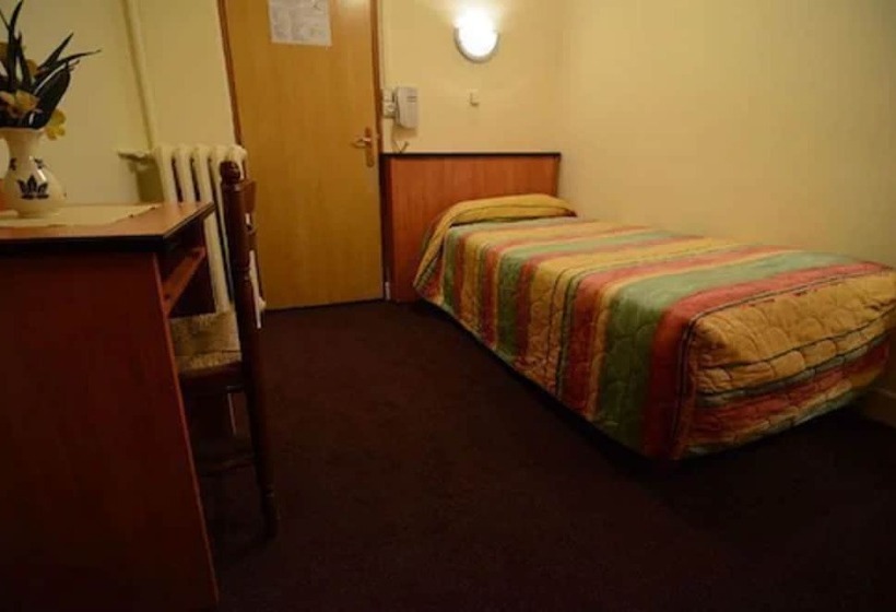 اتاق استاندارد یک تخته با سرویس بهداشتی مشترک, Hôtel Montpellier