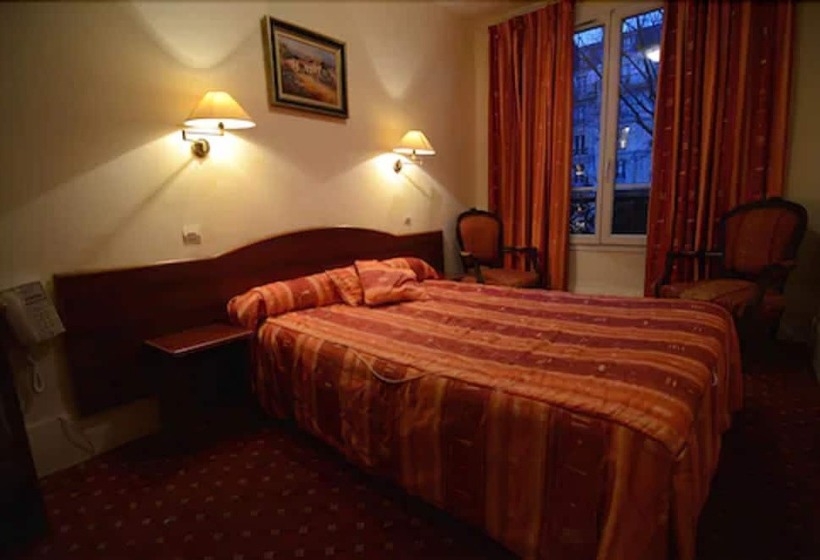 اتاق استاندارد با سرویس بهداشتی مشترک, Hôtel Montpellier