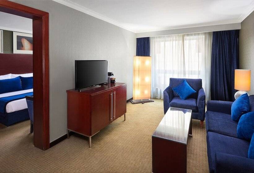 سوییت اجرایی, Radisson Blu Hotel, Cairo Heliopolis