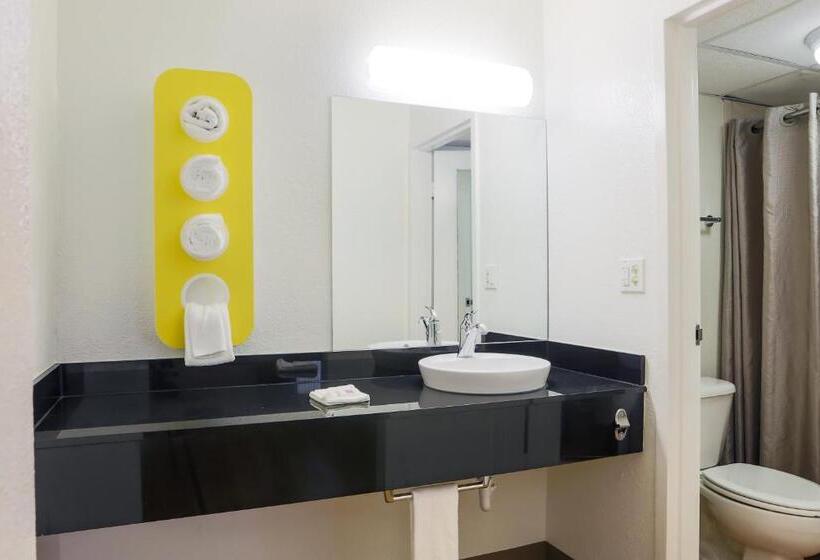 Стандартный Номер Кровать Кинг, Motel 6 Cutler Bay, Fl
