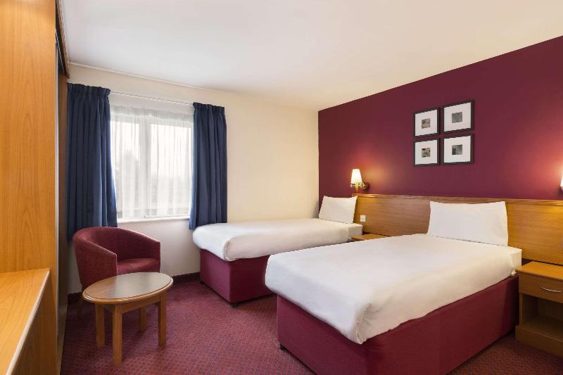 اتاق استاندارد, Days Inn Peterborough