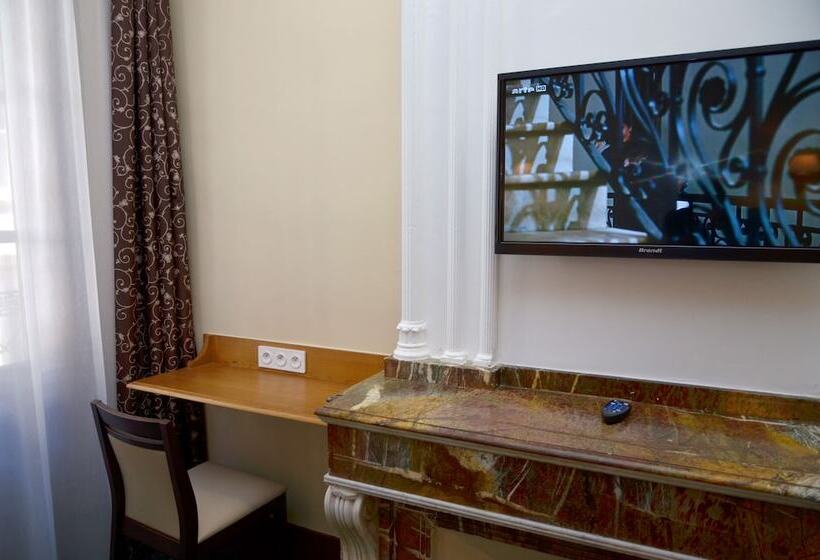 Номер Стандарт, Hôtel Héliot, Cosy Places By Charme & Caractère